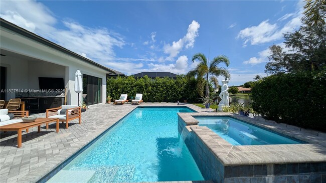 property at 2879 Gin Berry Way