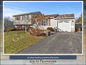 247 Overland Trail in West Henrietta, NY - Foto de edificio - Building Photo