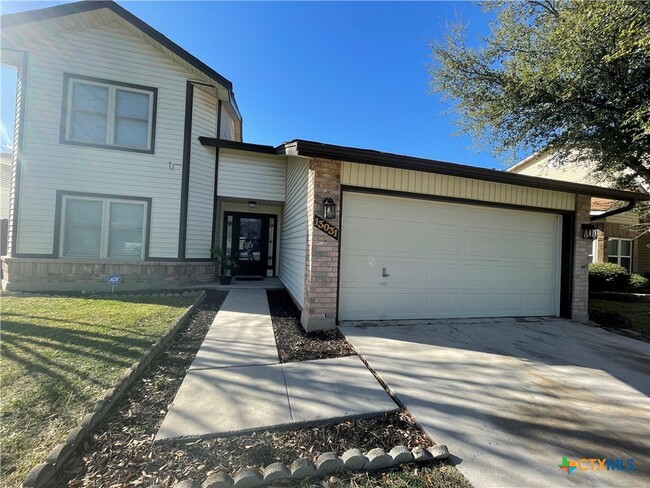 13031 Feather Ridge Dr in San Antonio, TX - Building Photo - Building Photo