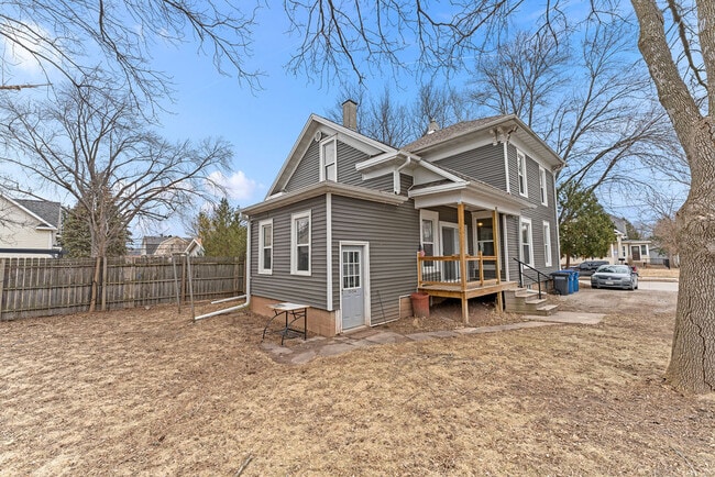 1707 Jefferson St, Unit 1707 Jefferson St - Lower