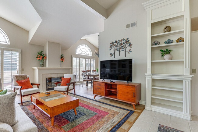 29695 Circle R Greens Dr in Escondido, CA - Building Photo - Building Photo