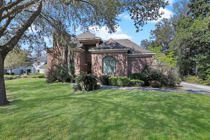 115 Schooner Dr in Savannah, GA - Building Photo