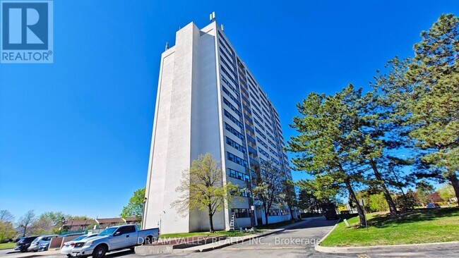 property at 2900-2900 Battleford Rd