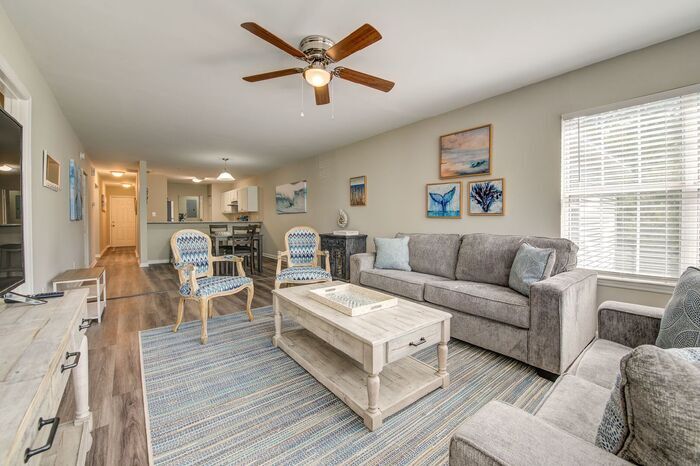 9962 Ocean Hwy in Pawleys Island, SC - Foto de edificio