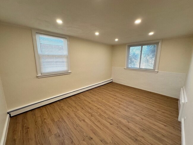 176 Summit Ave in Quincy, MA - Building Photo - Building Photo
