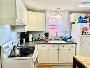 135 Central St in Somerville, MA - Building Photo - Building Photo