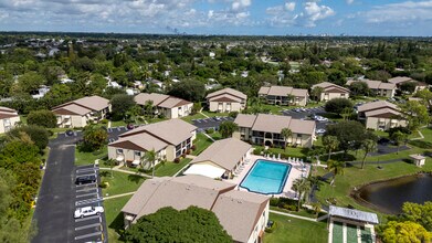 3624 La Aires Ct in Greenacres, FL - Foto de edificio - Building Photo