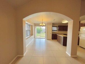 11116 Escandon Dr in Laredo, TX - Building Photo - Building Photo