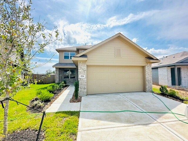 2711 Pheasant Hl Ct in Conroe, TX - Building Photo