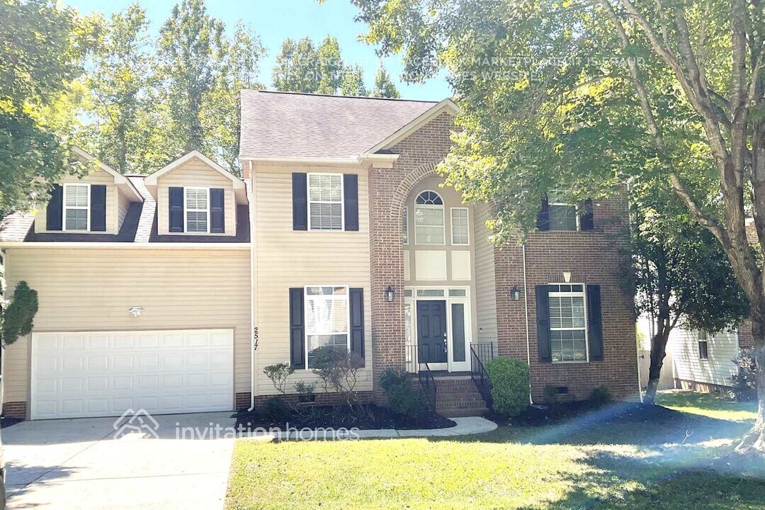 2517 Ashby Woods Dr in Matthews, NC - Building Photo
