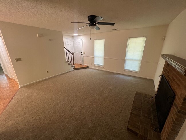 2319 Oak Leigh Dr in Charlotte, NC - Building Photo - Building Photo