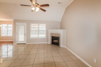 4283 Ravenwood Park W in Horn Lake, MS - Building Photo - Building Photo