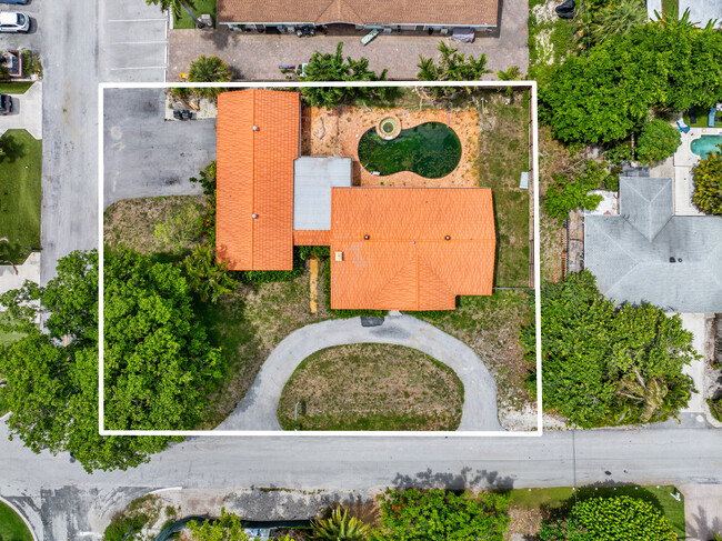 801 Bond Way in Delray Beach, FL - Building Photo - Building Photo