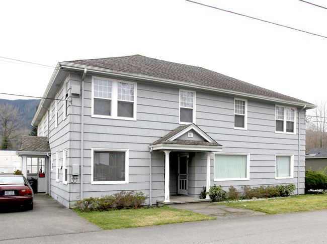 311 2nd Ave. West in North Bend, WA - Foto de edificio - Building Photo