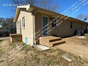 923 Oak Vale Dr in Nashville, TN - Building Photo - Building Photo