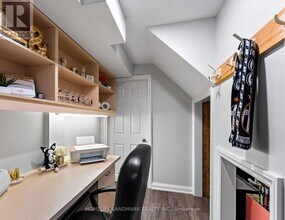 32 Presidential St in Vaughan, ON - Building Photo - Building Photo