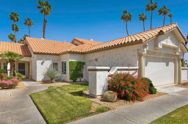182 Desert Falls Cir in Palm Desert, CA - Building Photo - Building Photo