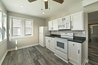 1205 Charleston Ave in Huntington, WV - Building Photo - Building Photo