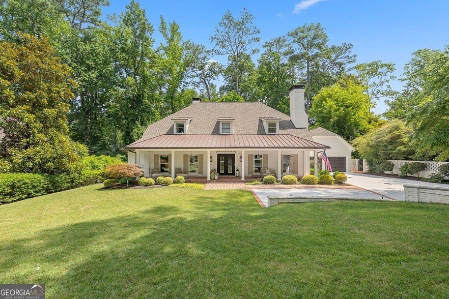 3405 Valley Rd NW in Atlanta, GA - Foto de edificio