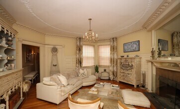 308 Commonwealth Ave in Boston, MA - Building Photo - Building Photo