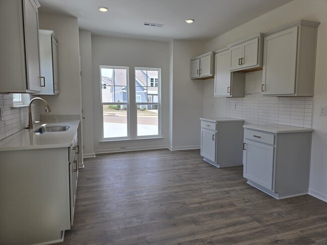5140 Pace Pk Cir in Columbia, TN - Building Photo - Building Photo