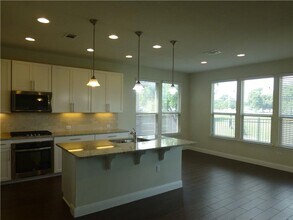 10503 Turnbull Loop in Austin, TX - Building Photo - Building Photo