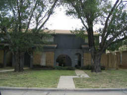 2401-2411 Doreen St in Grand Prairie, TX - Foto de edificio - Building Photo