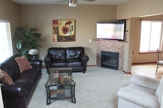 341 Holland Ave in Bellingham, WA - Building Photo - Building Photo