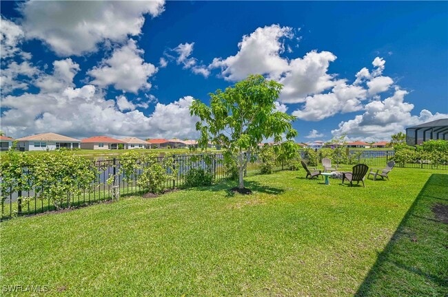 property at 2833 Royal Gardens Ave