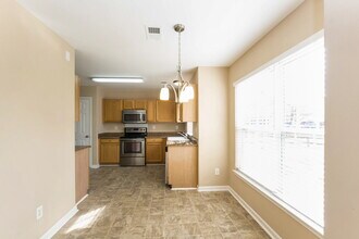 4501 Sedgewood Ln in Harrisburg, NC - Building Photo - Building Photo
