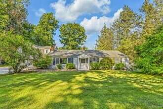 8 West Ln in South Salem, NY - Building Photo - Building Photo