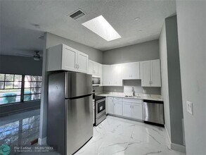 4371 NW 80th Ave in Coral Springs, FL - Building Photo - Building Photo