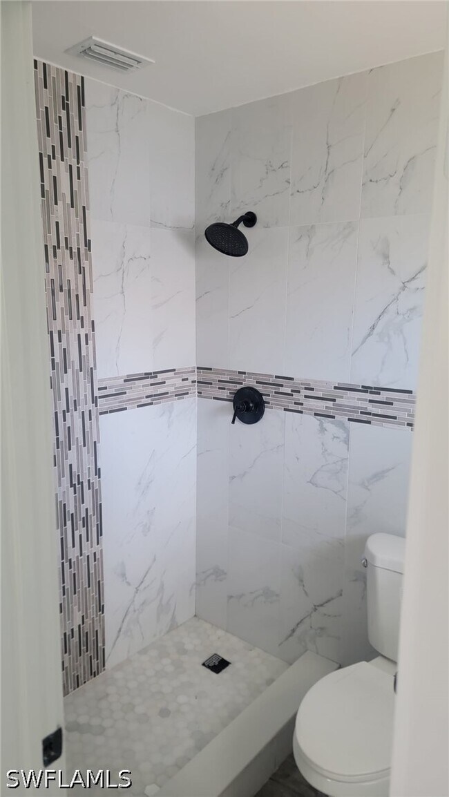 27020 Williams Rd in Bonita Springs, FL - Building Photo - Building Photo