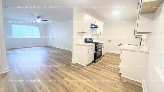 428 N Oak St in Jacksonville, AR - Building Photo - Building Photo