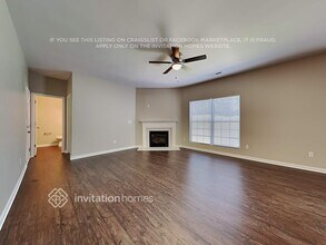 8029 Hill-N-Dale Dr in Kernersville, NC - Foto de edificio - Building Photo