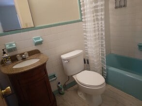 27681 Okeana St, Unit 7 in Bonita Springs, FL - Building Photo - Building Photo