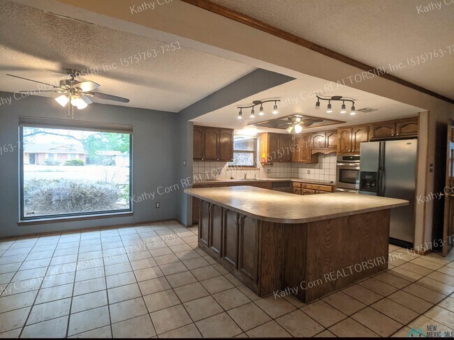 2009 Colonial Pkwy in Clovis, NM - Building Photo - Building Photo