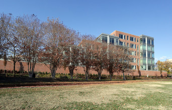 The Oronoco in Alexandria, VA - Foto de edificio - Building Photo