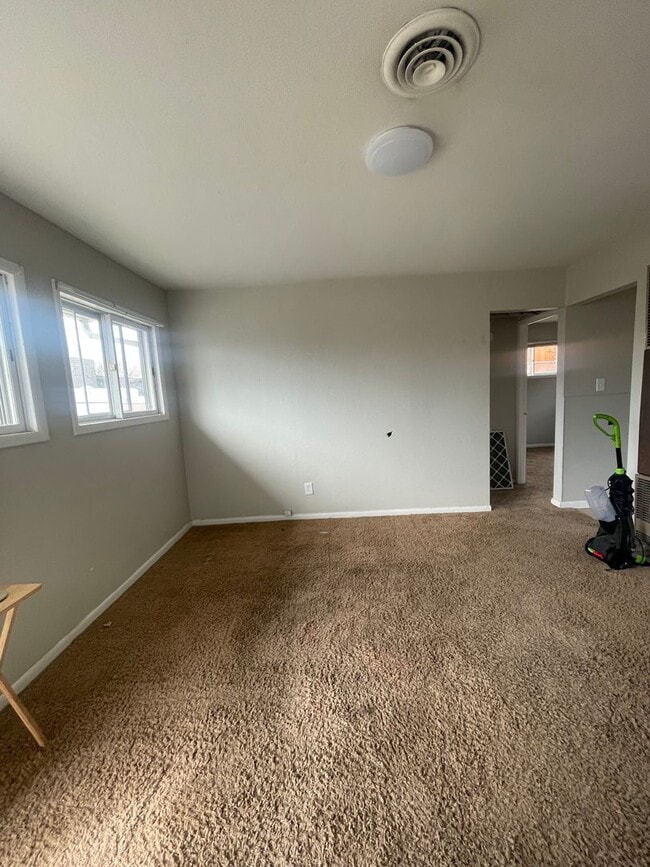 222 Moore Ln in Billings, MT - Building Photo - Building Photo