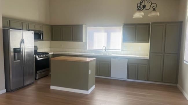 1465 Venice Cir in Stockton, CA - Building Photo - Building Photo