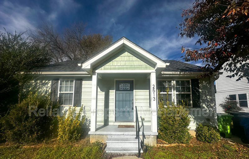 2513 Newbold St in Raleigh, NC - Foto de edificio