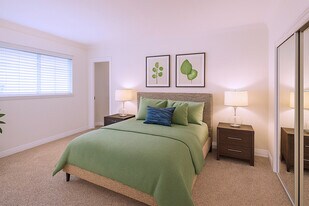 216 S Gale Dr in Beverly Hills, CA - Building Photo