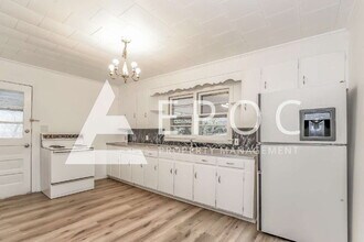 507 Cox Ave in Thomasville, NC - Building Photo - Building Photo