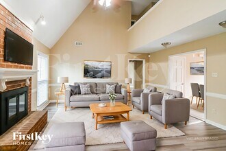 4957 Barrington Cove in Memphis, TN - Building Photo - Building Photo