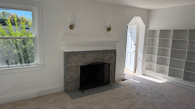 5610 Bryce Ln in Richmond, VA - Foto de edificio - Building Photo
