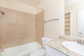 1955 Camelot St in Orange, TX - Building Photo - Building Photo