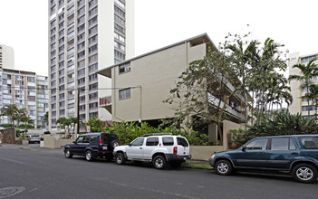 1324 Heulu St in Honolulu, HI - Building Photo - Building Photo