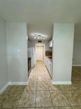 10410 SW 157th Ct in Miami, FL - Building Photo - Building Photo