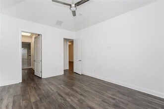 8811 Creek Run Rd in Fort Worth, TX - Building Photo - Building Photo