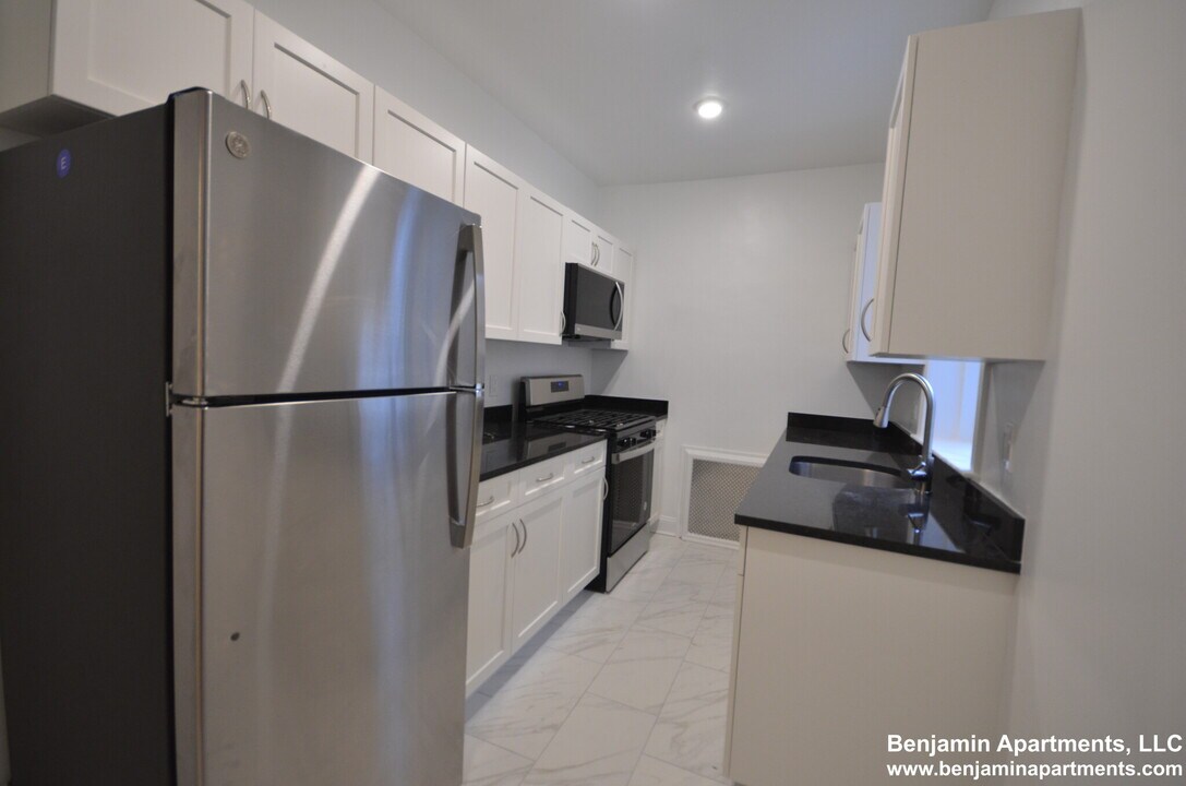 90 Kilsyth Rd, Unit 7 in Boston, MA - Building Photo